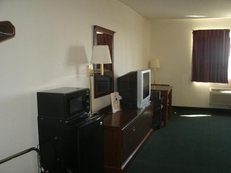 Super 8 By Wyndham Platte City Kansas City Area Exteriör bild